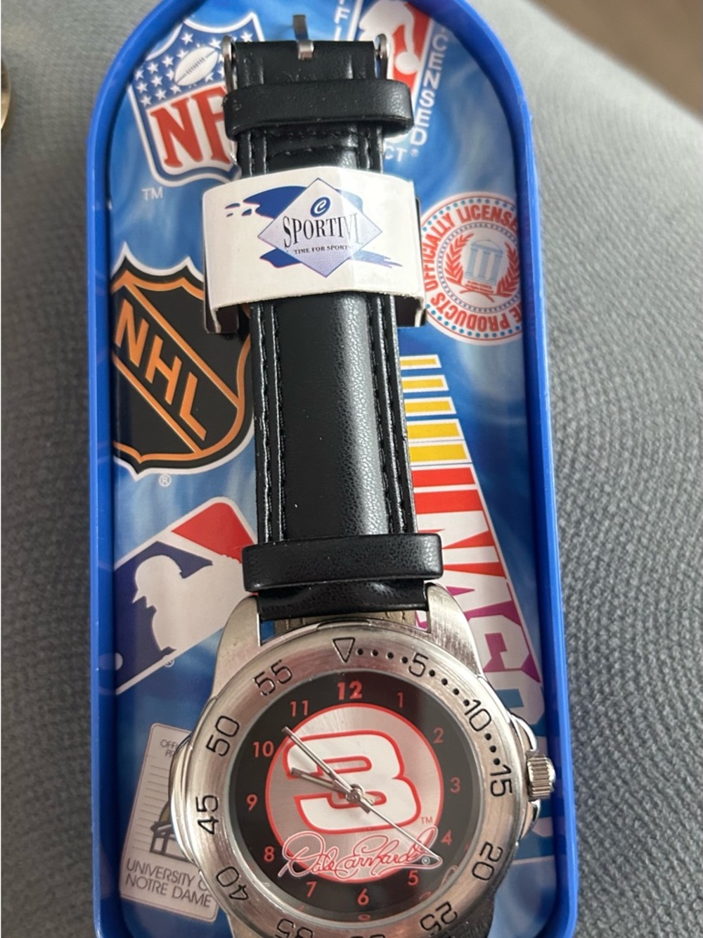 NFL Black Leather Strap Watch with Red and Silver Dial - Sportivi